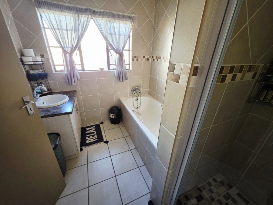3 Bedroom Property for Sale in Dan Pienaar Free State